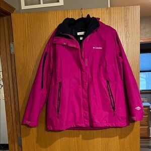 Columbia Women's Fuchsia Ski Jacket
